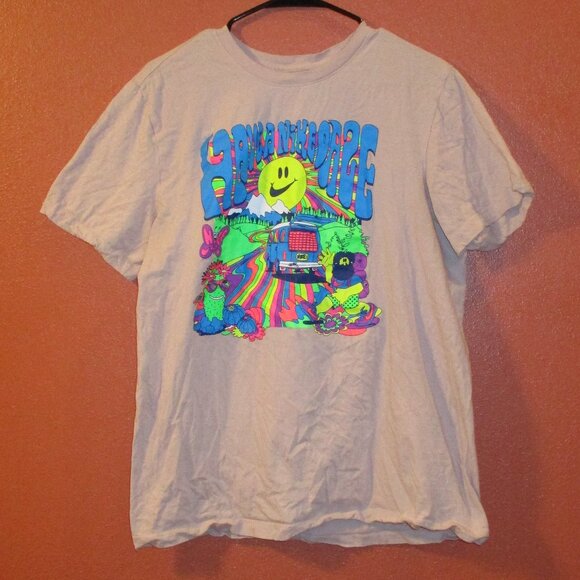 Nike Woman Large Brown Blue Yellow Green Graphic Short Sleeve Shirt - Picture 1 of 7